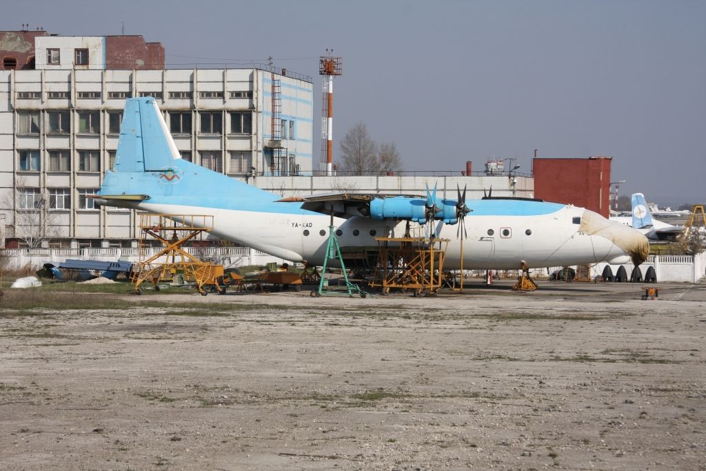 AN-12 Kabul Air YA-KAD Bild fr-kiv-1077
